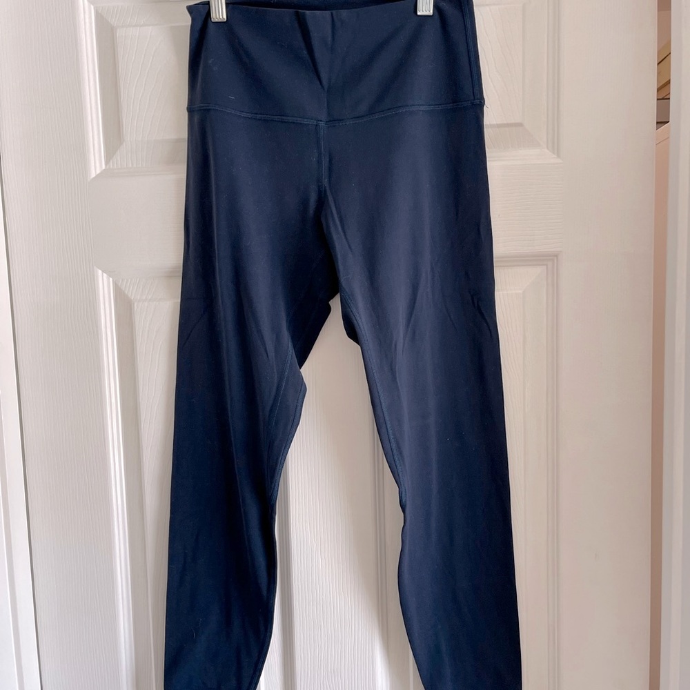 Lululemon align high rise pant 25”.